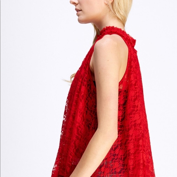 Red lace mock- neck top - Picture 3 of 6